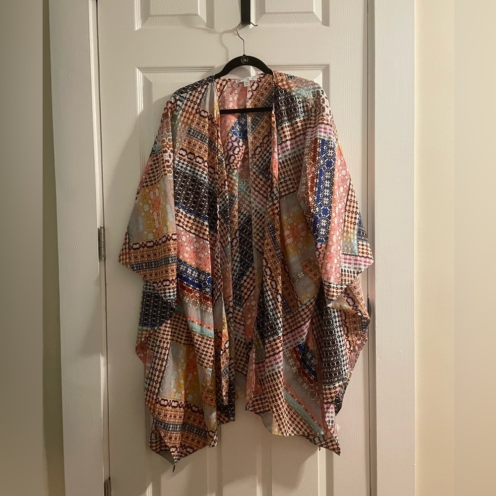 Multicolor shrug